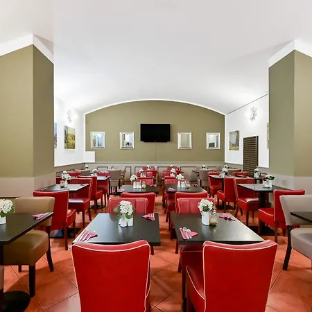Hotel Mala Strana-2